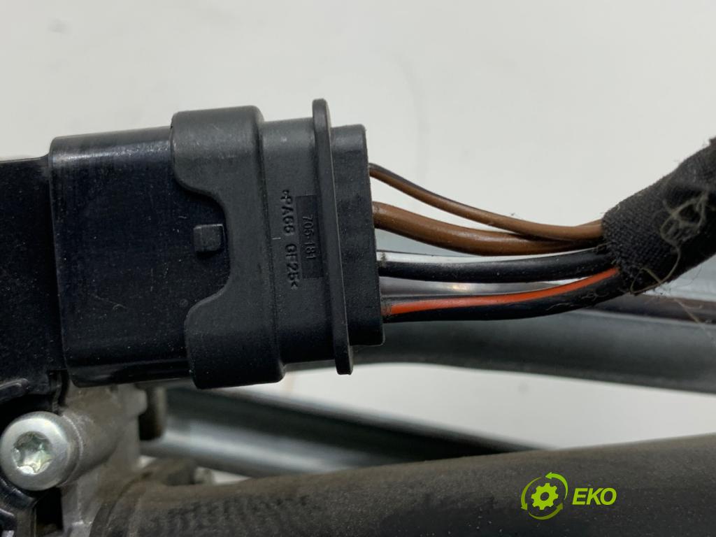 MERCEDES-BENZ eSPRINTER Skrzynia Skrzynia 2021 85 kW Electric (910.633)  Mechanizmus stieračov predný W000087788 (Motorček stieračov predný)