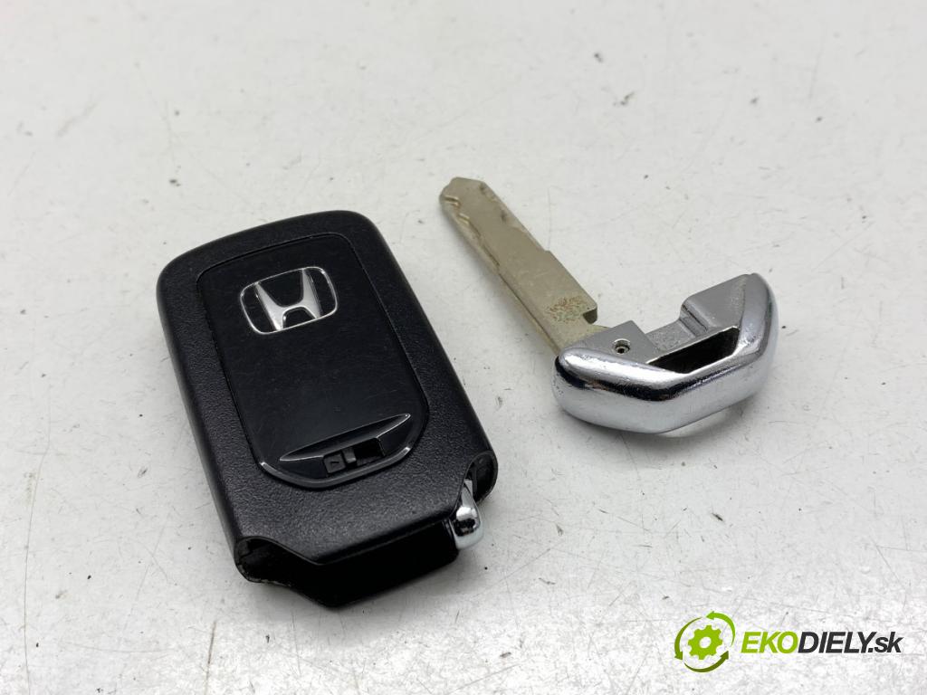 HONDA HR-V SUV 2016 96 kW 1.5 (RU1) 1498 klíč DÁLKOVÝ:
