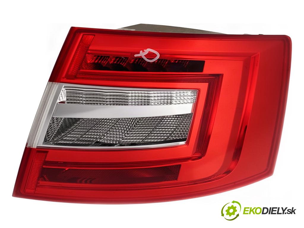 SKODA OCTAVIA III liftback 2018 110 kW 1.4 TSI 1395 světlo pravý zadní část