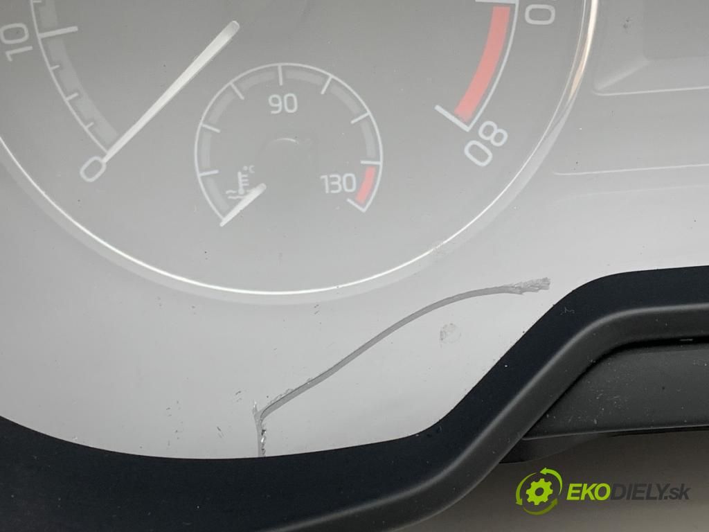 SKODA OCTAVIA III liftback 2018 110 kW 1.4 TSI 1395 Prístrojovka 5E0920780E (Prístrojová doska)