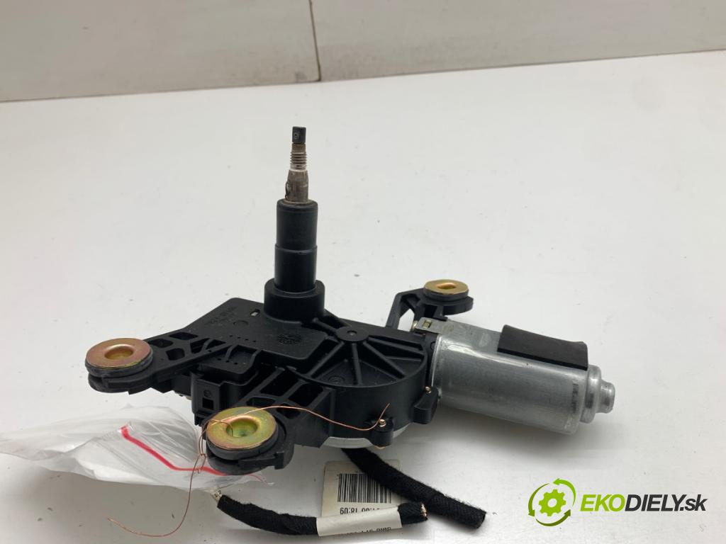 VW GOLF PLUS V liftback 2006 77 kW 1.9 TDI 1896 Motor stieračov zad 5M0955711