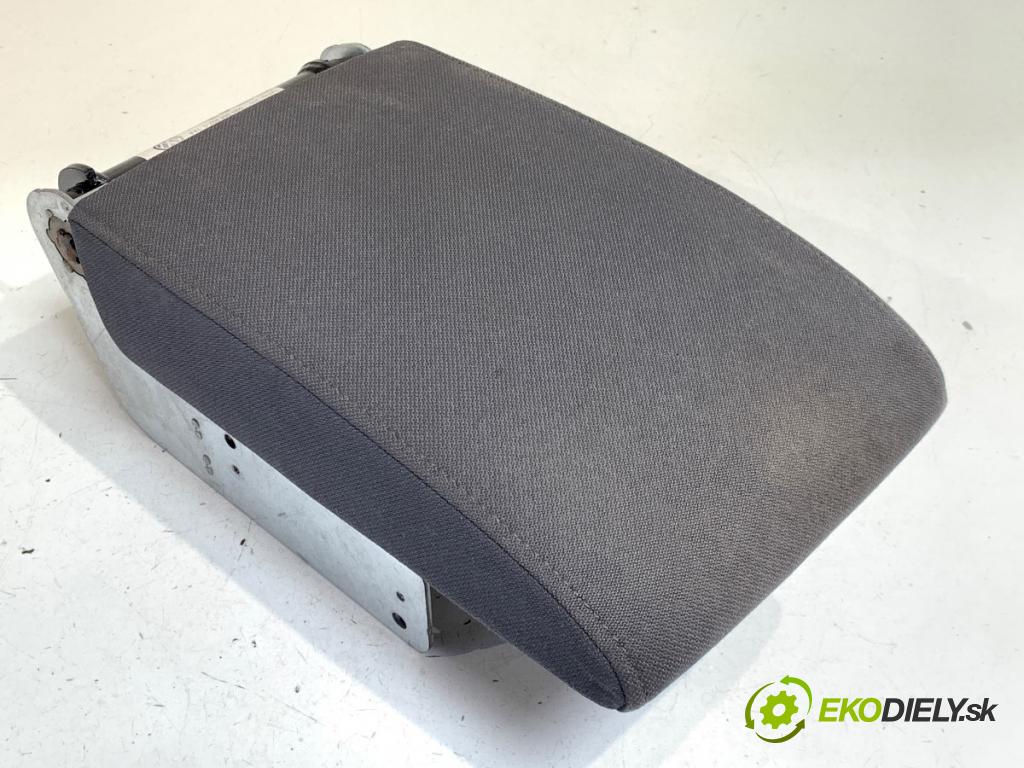 VW GOLF PLUS V liftback 2006 77 kW 1.9 TDI 1896 loketní opěrka 5M0864207C (Loketní opěrka)
