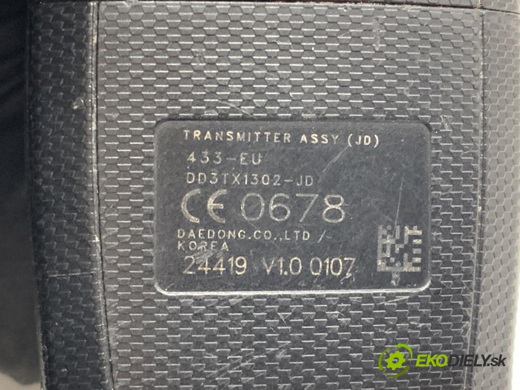 KIA CEED liftback 2013 81 kW 1.6 CRDi 110 1582 klíč
