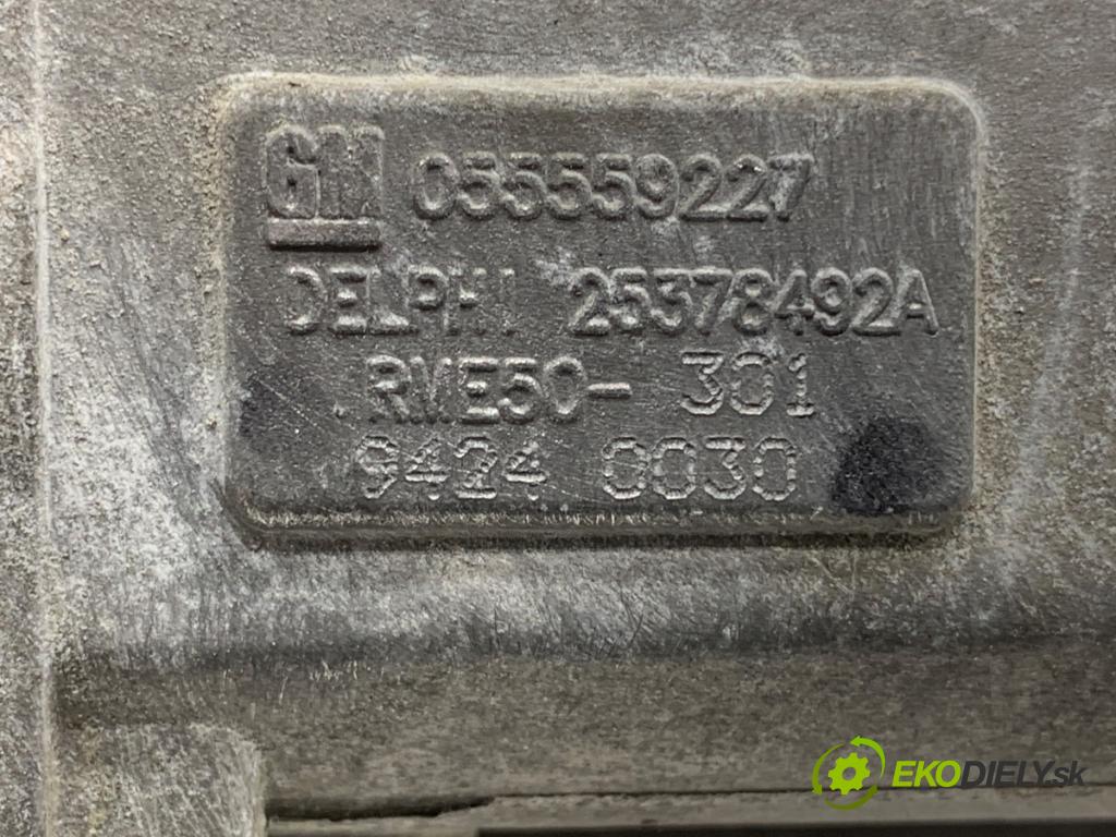 OPEL MERIVA A nadwozie wielkoprzestrzenne (MPV) 2009 77 kW 1.6 (E75) 1598 Škrtiaca klapka 055559227 (Škrtiaca klapka)