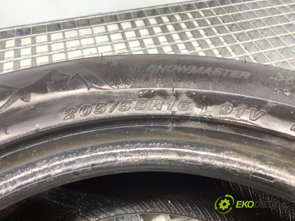 --- --- PNEUMATIKY: zima 2X 205/55 R16