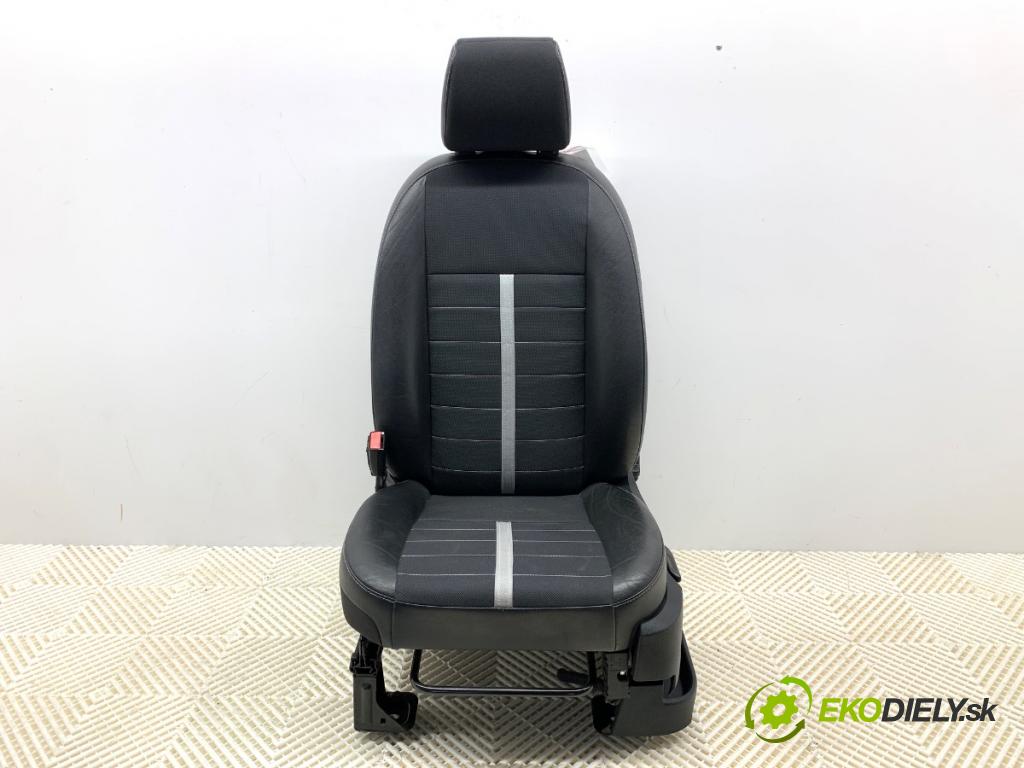 FORD KUGA I SUV 2012 120 kW 2.0 TDCi 4x4 1997 sedadlo levý přední část 