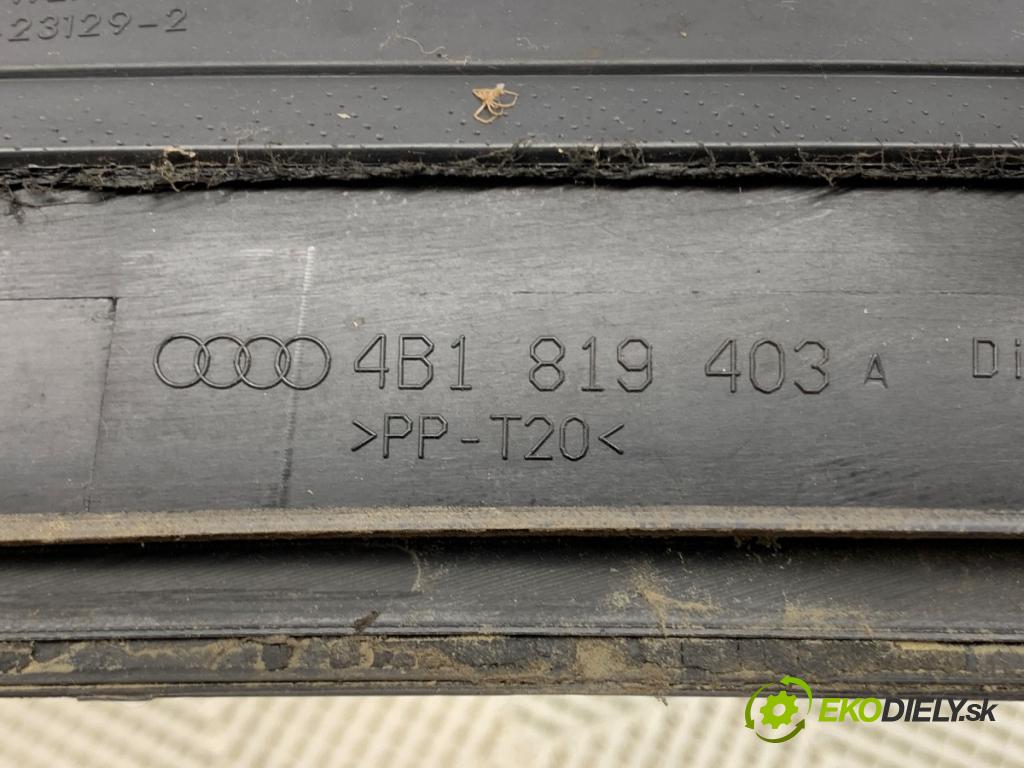 AUDI A6 C5 sedan 1998 110 kW 1.8 T 1781 torpédo plast pod čelní okno 4B1819403A (Plast pod čelním sklem)
