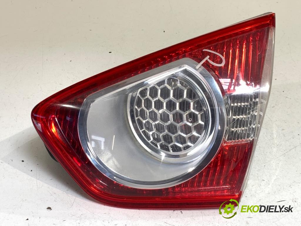 FORD KUGA I SUV 2012 120 kW 2.0 TDCi 4x4 1997 světlo pravý zadní část vnitřní 8V41-13A602-AD