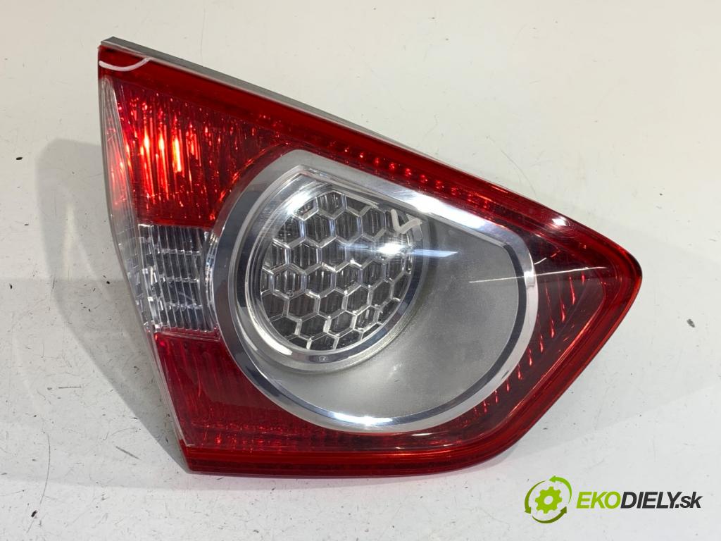 FORD KUGA I SUV 2012 120 kW 2.0 TDCi 4x4 1997 světlo levý zadní část vnitřní 8V41-13A603-AD