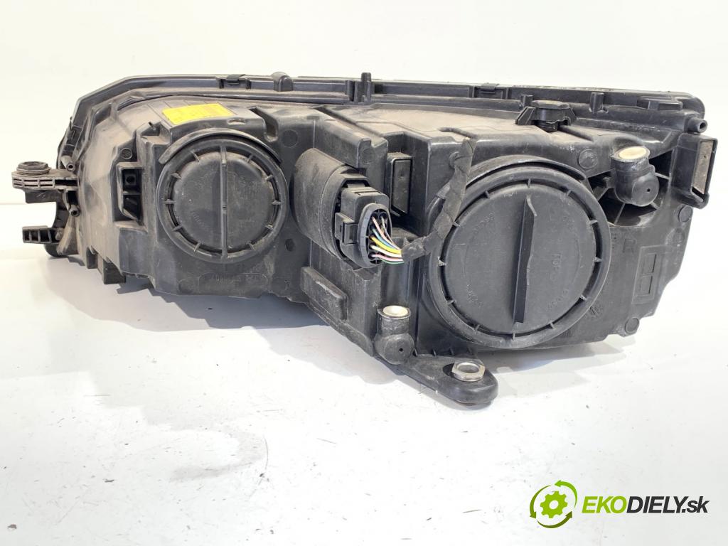SKODA OCTAVIA III liftback 2018 110 kW 1.4 TSI 1395 světlomet pravý přední část 5E1941016C
