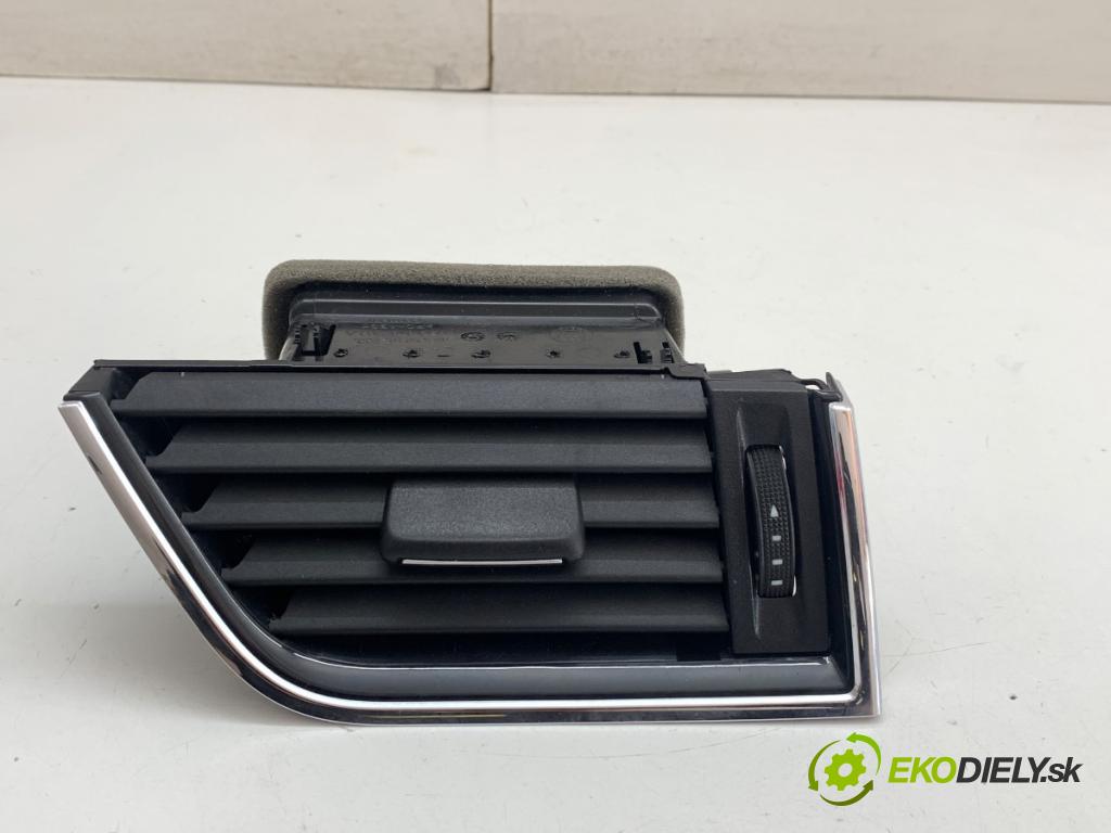 SKODA OCTAVIA III liftback 2018 110 kW 1.4 TSI 1395 Mriežky kúrenia pravy predný 5E0819702