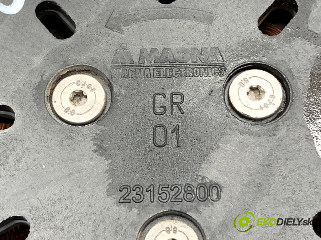 SKODA OCTAVIA III liftback 2018 110 kW 1.4 TSI 1395 ventilátor chladiče 23152800 (Ventilátor)