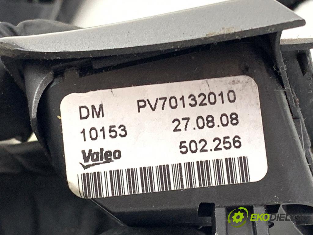 FIAT BRAVO II liftback 2008 88 kW 1.9 D Multijet (198AXB1A) 1910 SPÍNAČE: volantu 502256