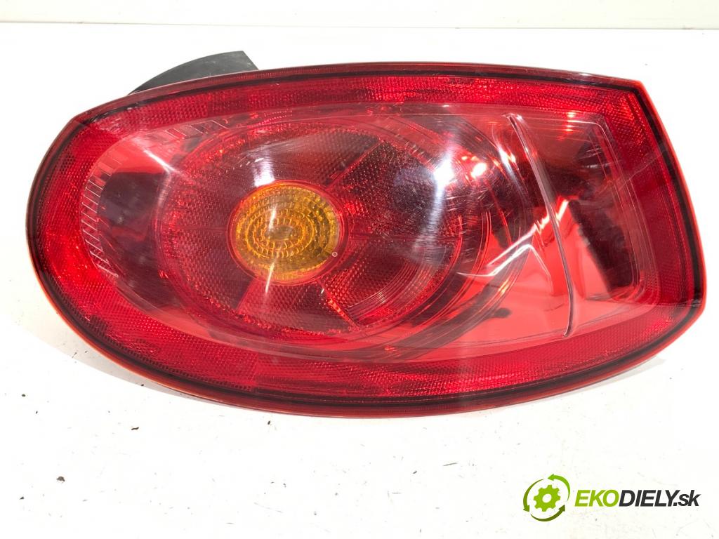 FIAT BRAVO II liftback 2008 88 kW 1.9 D Multijet (198AXB1A) 1910 světlo pravý zadní část 