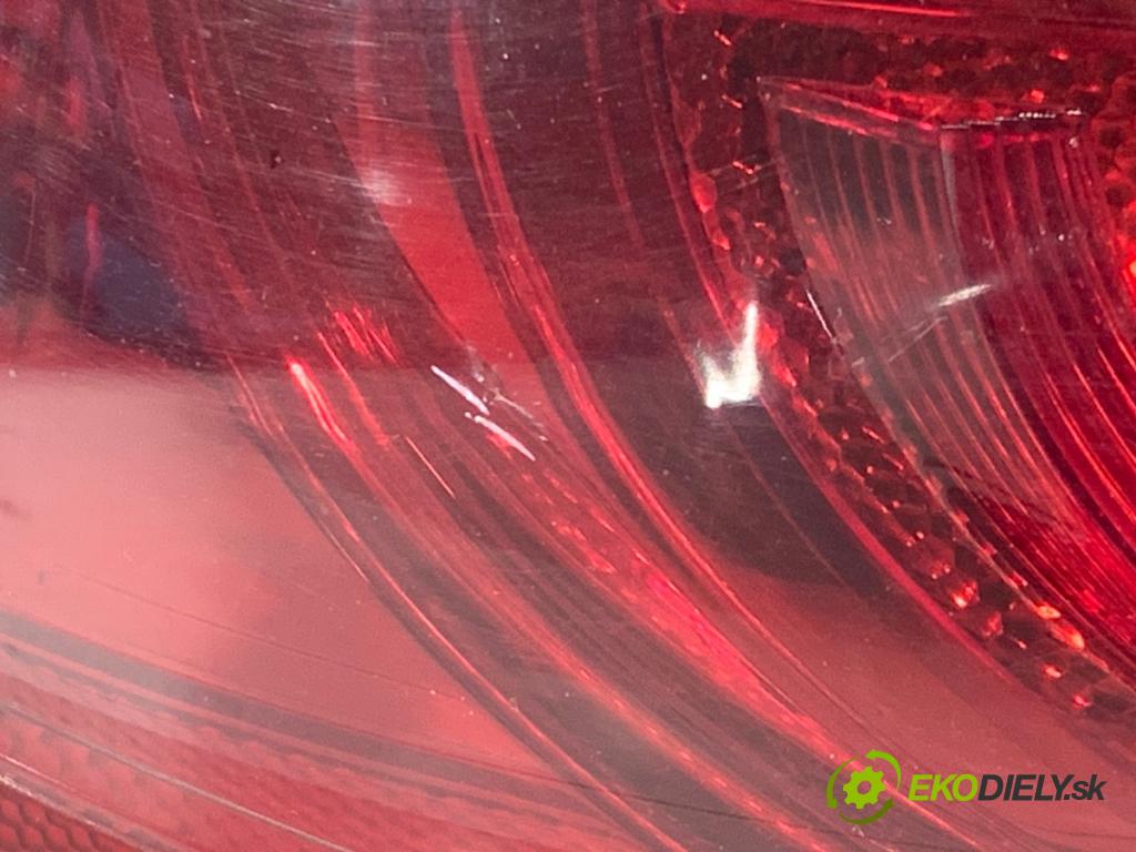 FIAT BRAVO II liftback 2008 88 kW 1.9 D Multijet (198AXB1A) 1910 světlo levý zadní část 51934335