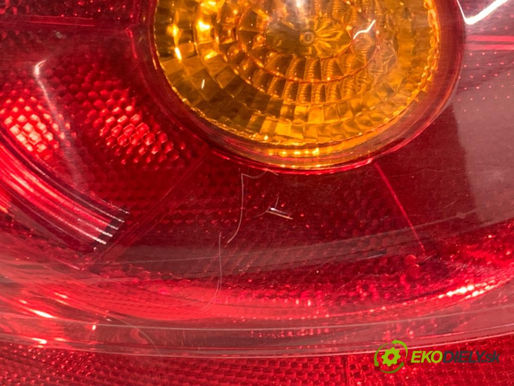 FIAT BRAVO II liftback 2008 88 kW 1.9 D Multijet (198AXB1A) 1910 světlo levý zadní část 51934335