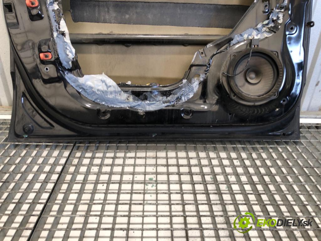 HYUNDAI TUCSON SUV 2005 104 kW 2.0 1975 dveře levý přední část