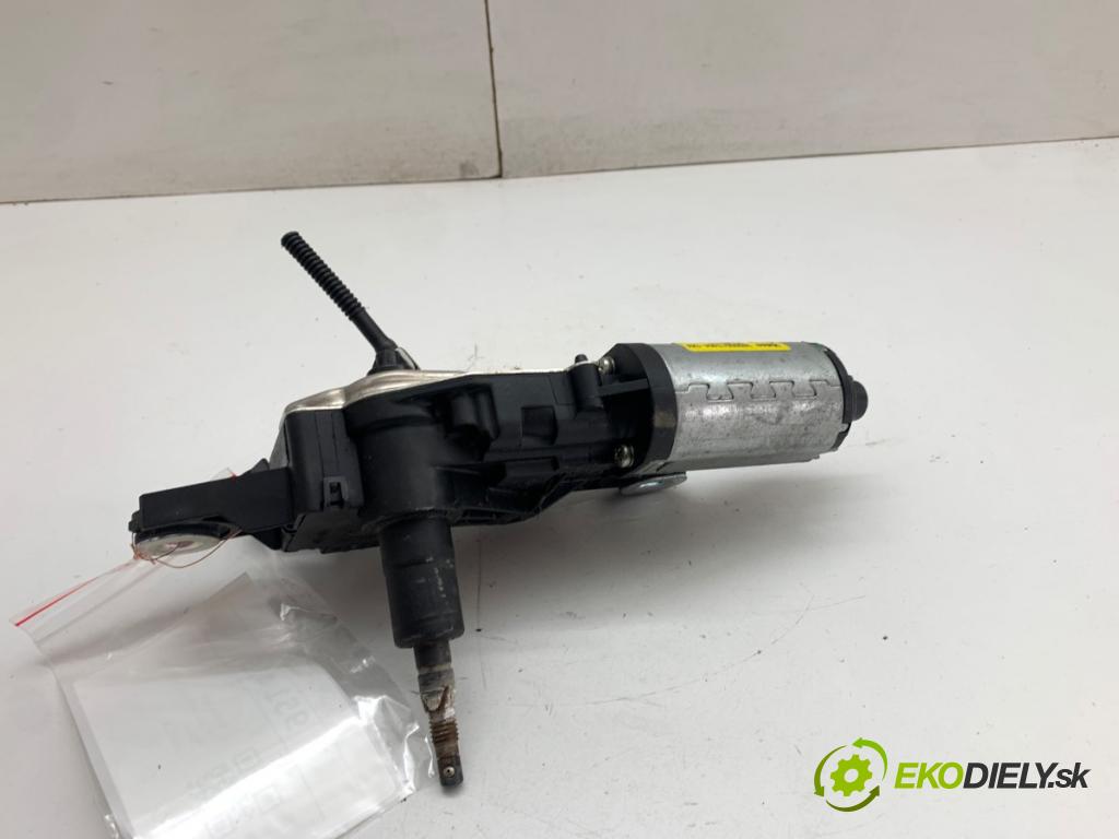 SEAT LEON II liftback 2012 103 kW 2.0 TDI 1968 Motor stieračov zad 1P0955711