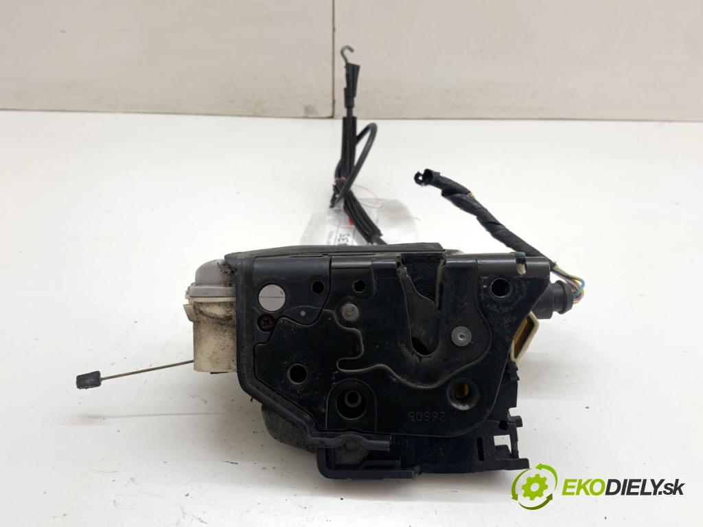 SEAT LEON II liftback 2005 103 kW 2.0 TDI 1968 zámok Dvere ľavy predný 1P1837015