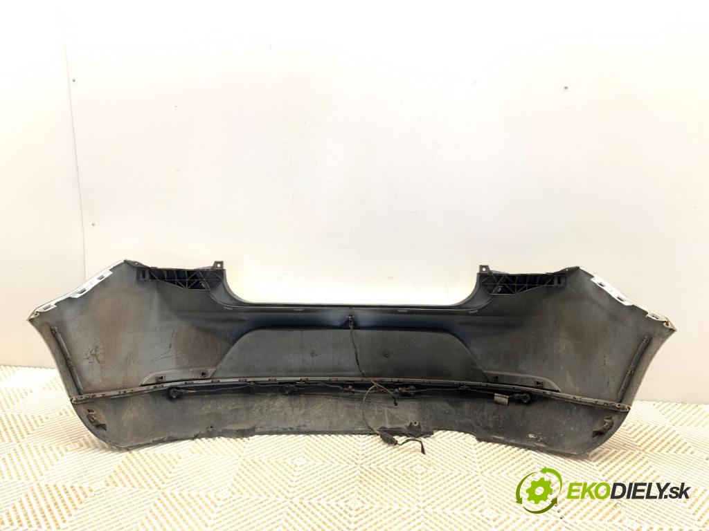 SEAT IBIZA IV liftback 2010 63 kW 1.4 1390 nárazník zadní část  (Klika dveří ostatní)