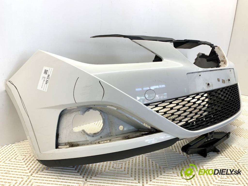 SEAT IBIZA IV liftback 2010 63 kW 1.4 1390 nárazník přední část  (Klika dveří ostatní)