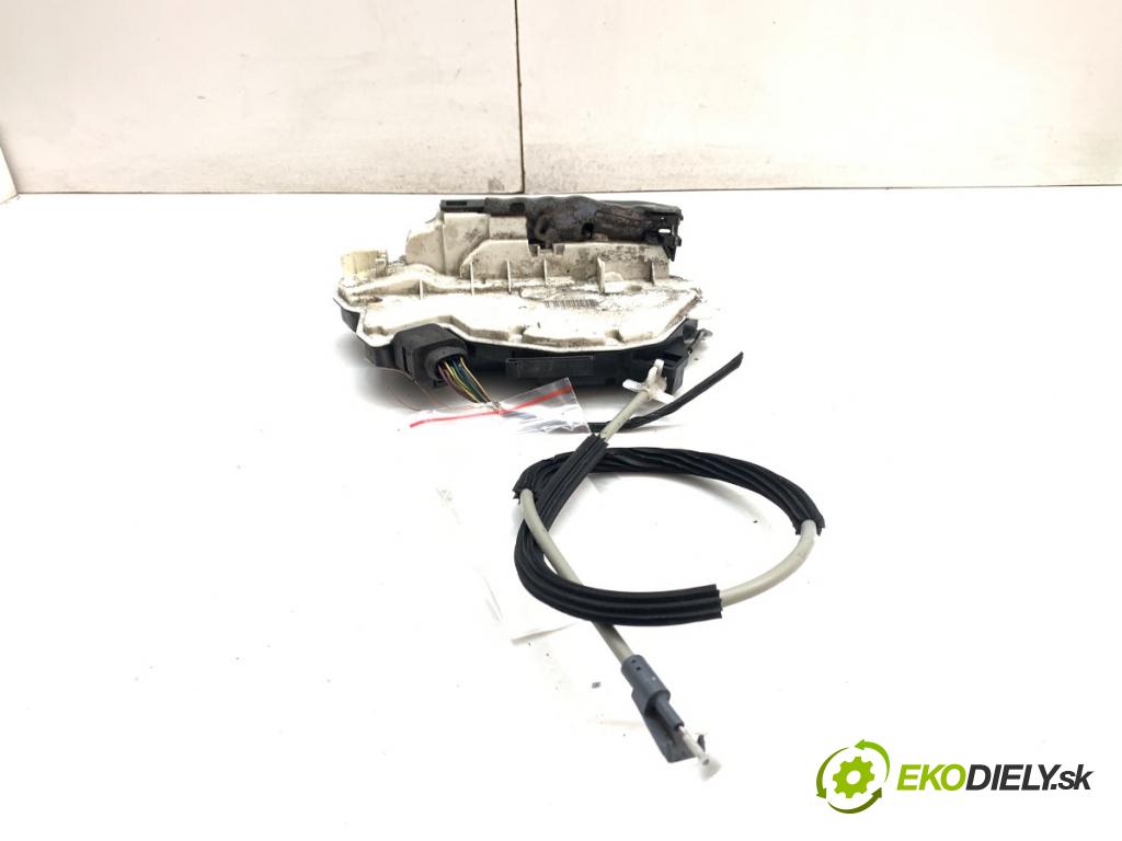 SEAT IBIZA IV liftback 2010 63 kW 1.4 1390 zámok Dvere ľavy predný 5N1837015C