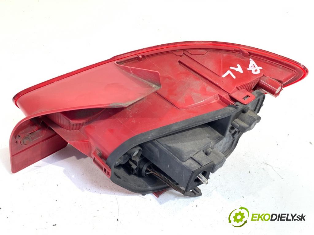 SEAT IBIZA IV liftback 2010 63 kW 1.4 1390 Svetlo ľavy zad 6J3945095F