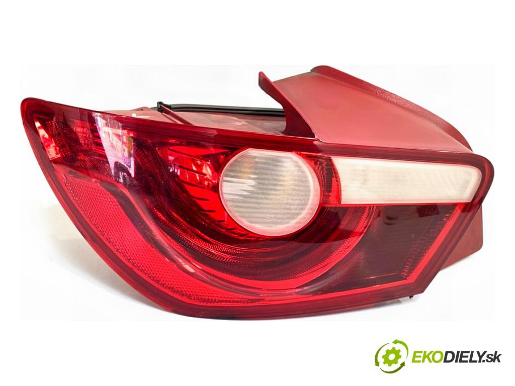 SEAT IBIZA IV liftback 2010 63 kW 1.4 1390 Svetlo ľavy zad 6J3945095F
