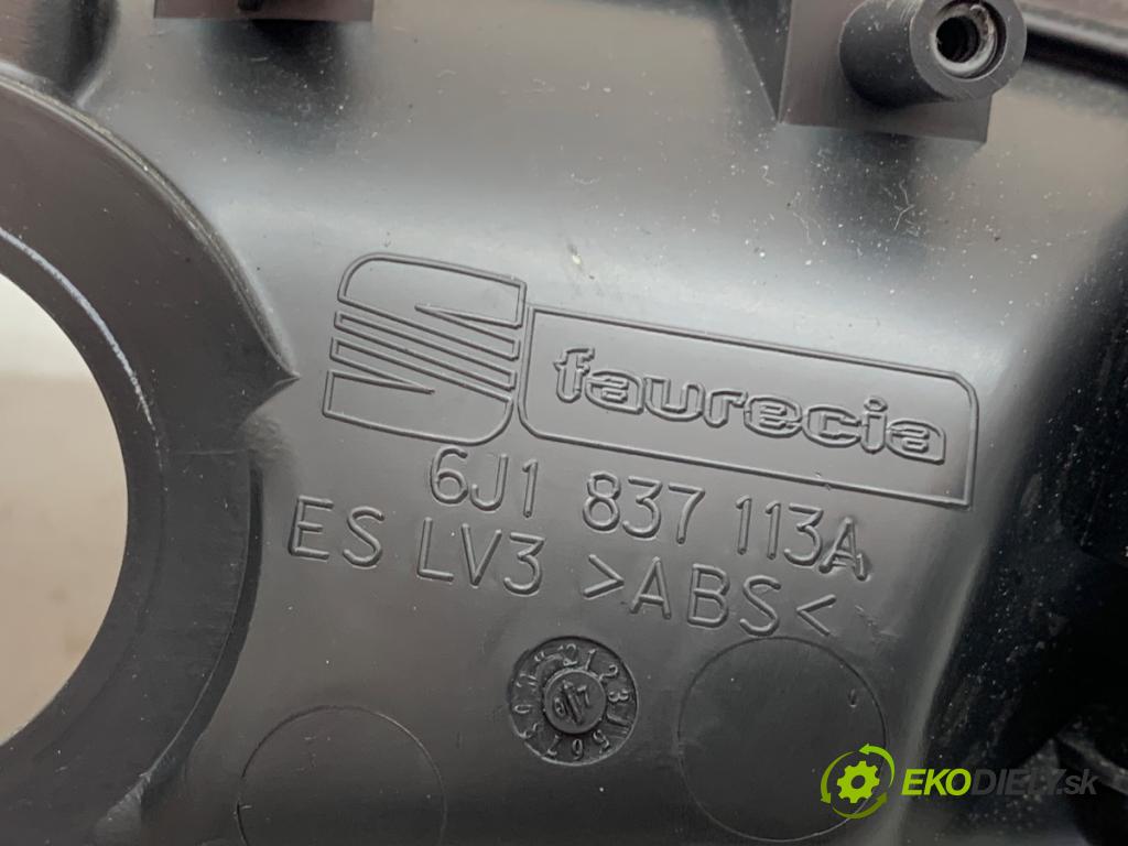 SEAT IBIZA IV liftback 2010 63 kW 1.4 1390 Kľučka vnútorná ľavy predný 6J1837113A