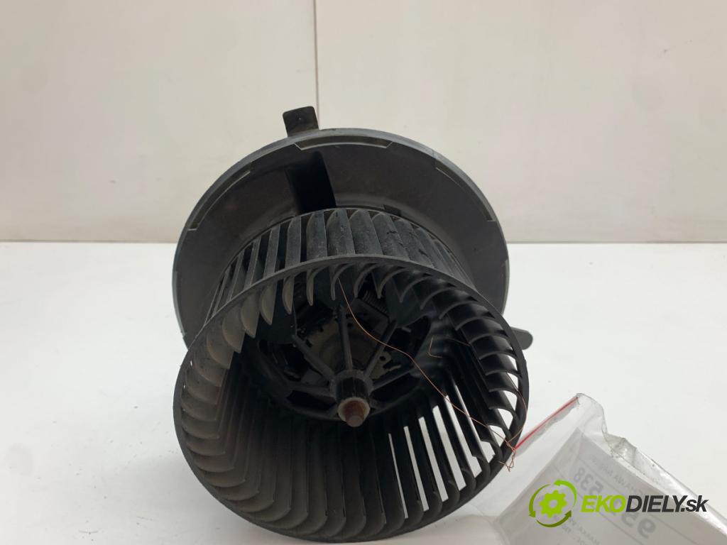 VW TIGUAN SUV 2008 103 kW 2.0 TDI 4motion 1968 ventilátor kúrenia 1K1819015A