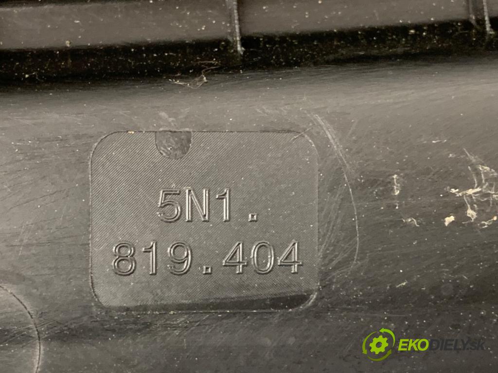 VW TIGUAN SUV 2008 103 kW 2.0 TDI 4motion 1968 torpédo plast pod čelní okno 5N1819404 (Plast pod čelním sklem)