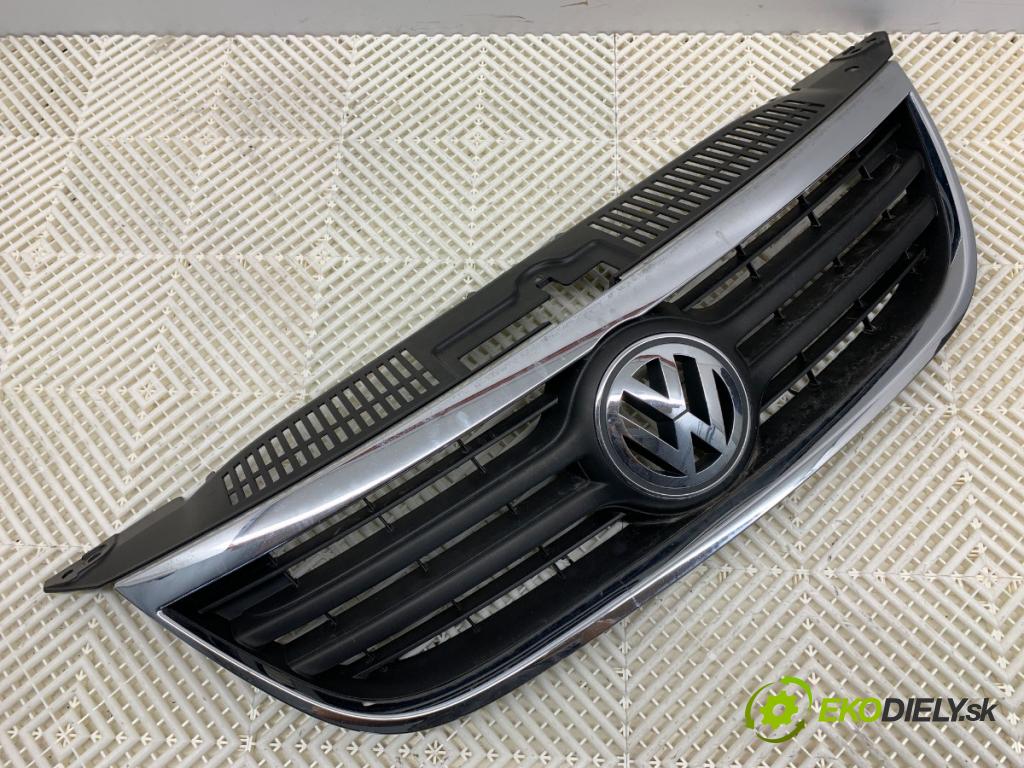VW TIGUAN SUV 2008 103 kW 2.0 TDI 4motion 1968 Mriežka maska 5N0853651 (Mriežka predná (maska chladiča))