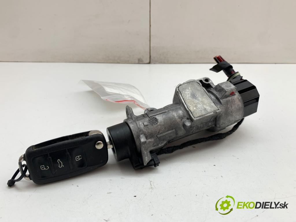 SEAT IBIZA IV liftback 2010 63 kW 1.4 1390 spinačka 4B0905851C (Spínacia skrinka)
