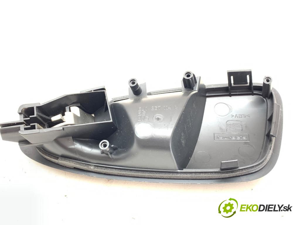 SEAT IBIZA IV liftback 2010 63 kW 1.4 1390 Kľučka vnútorná pravy predný 6J1837114A