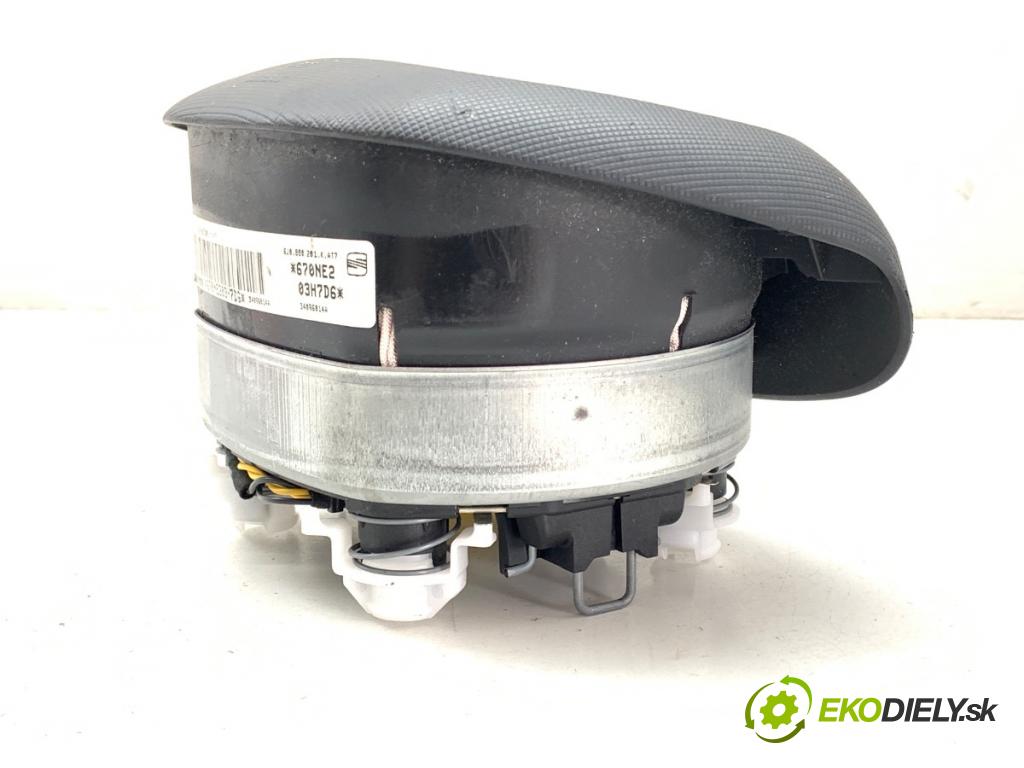 SEAT IBIZA IV liftback 2010 63 kW 1.4 1390 AirBag volantu 6J0880201K (Airbag)