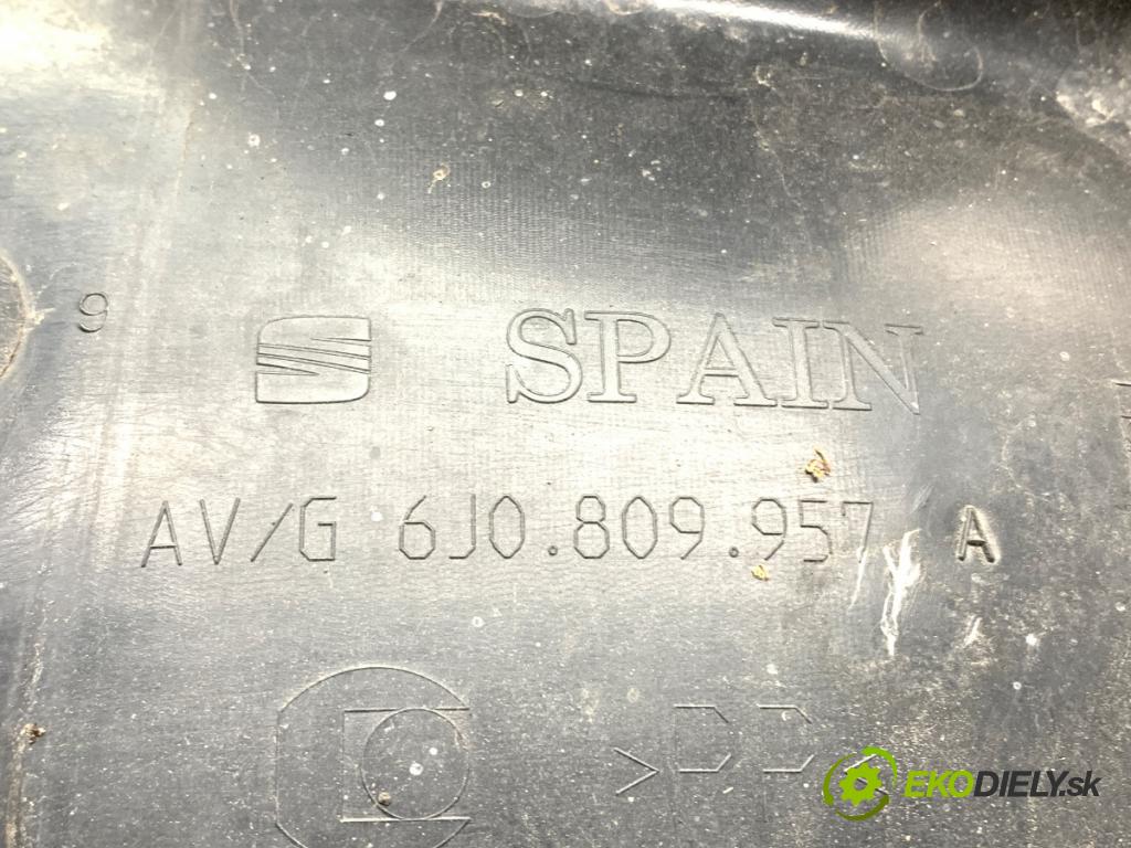 SEAT IBIZA IV liftback 2010 63 kW 1.4 1390 podblatník ľavy predný 6J0809957A