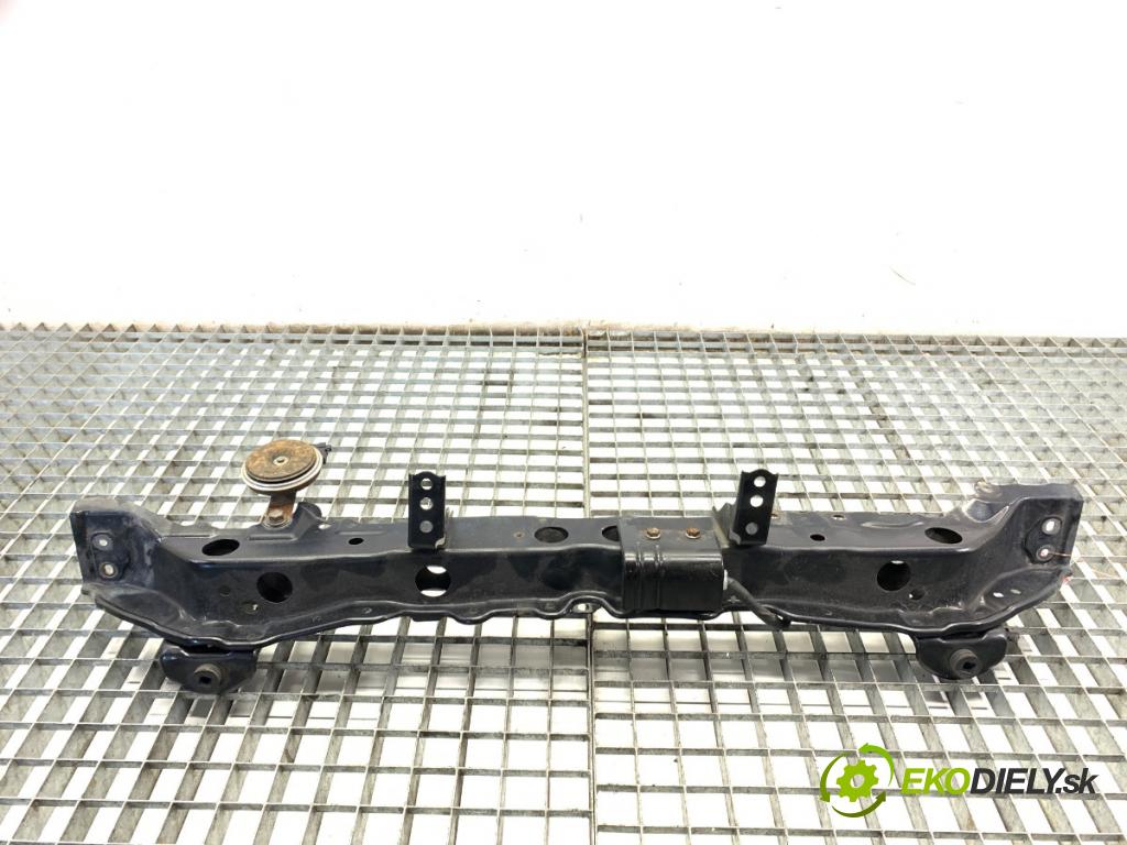 TOYOTA YARIS III liftback 2011 51 kW 1.0 (KSP130_) 998 Výstuha horná  (Výstuha)