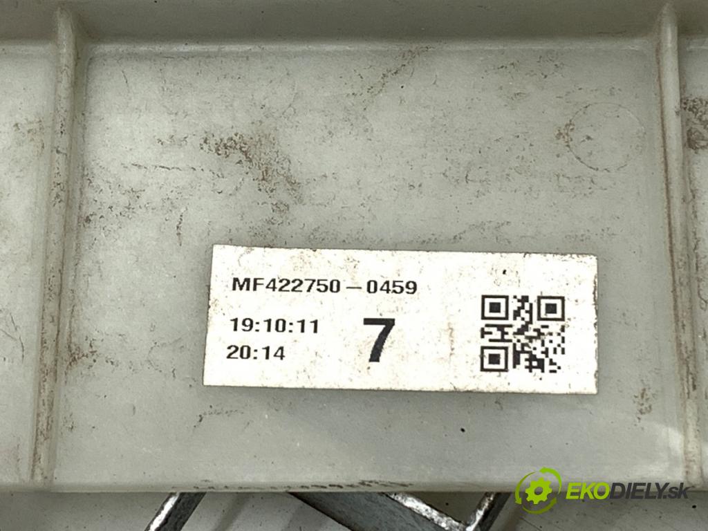 TOYOTA YARIS III liftback 2011 51 kW 1.0 (KSP130_) 998 Ventilátor chladiča 16363-23010 (Ventilátor)