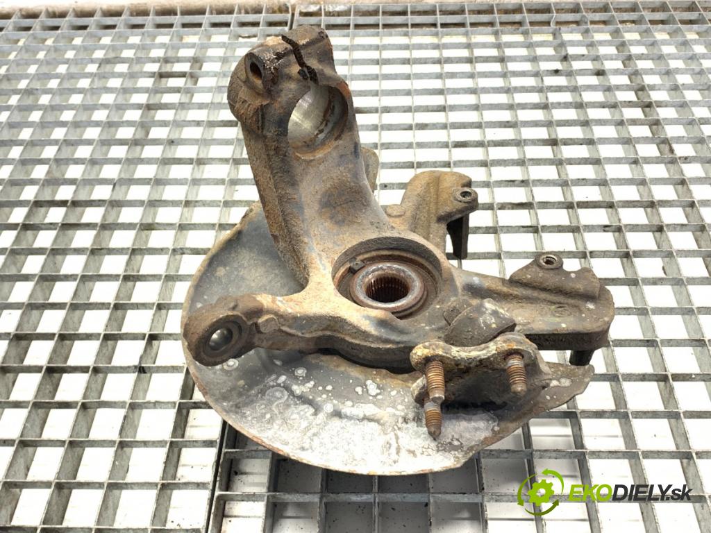 VW POLO V liftback 2011 63 kW 1.4 (6R1) 1390 náboj levý přední část