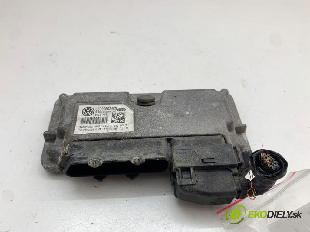 VW POLO V liftback 2011 63 kW 1.4 (6R1) 1390 riadiaca jednotka Motor 03C906024CN (Riadiaca jednotka)