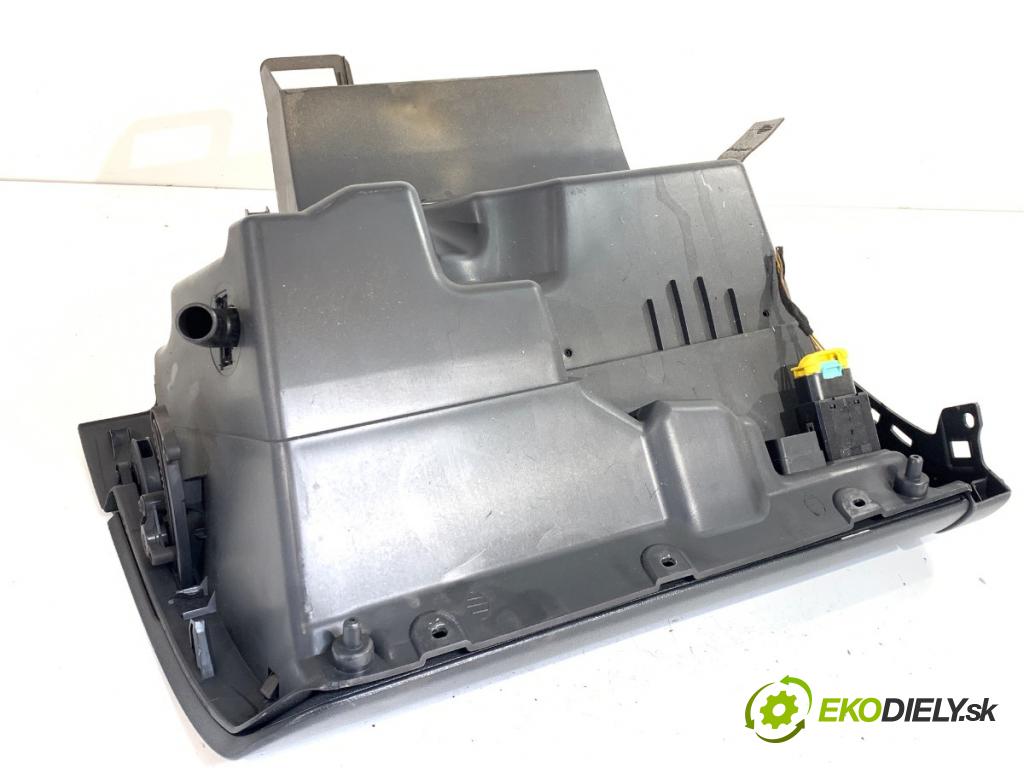VW POLO V liftback 2011 63 kW 1.4 (6R1) 1390 Priehradka, kastlík spolujazdca 6R1857097R (Priehradka (kastlík))