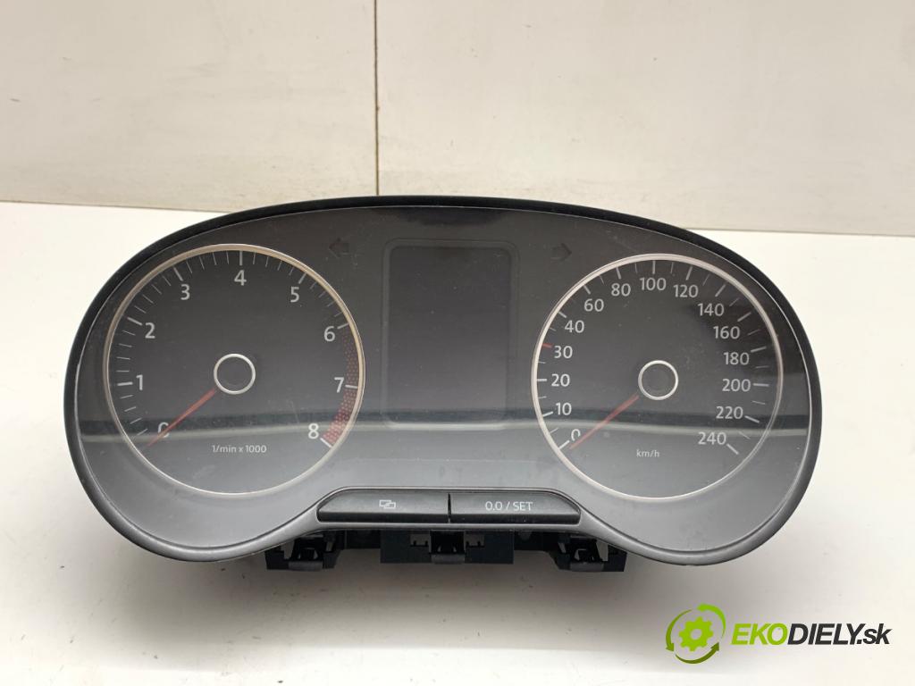 VW POLO V liftback 2011 63 kW 1.4 (6R1) 1390 prístrojovka 6R0920860F (Přístrojová deska)