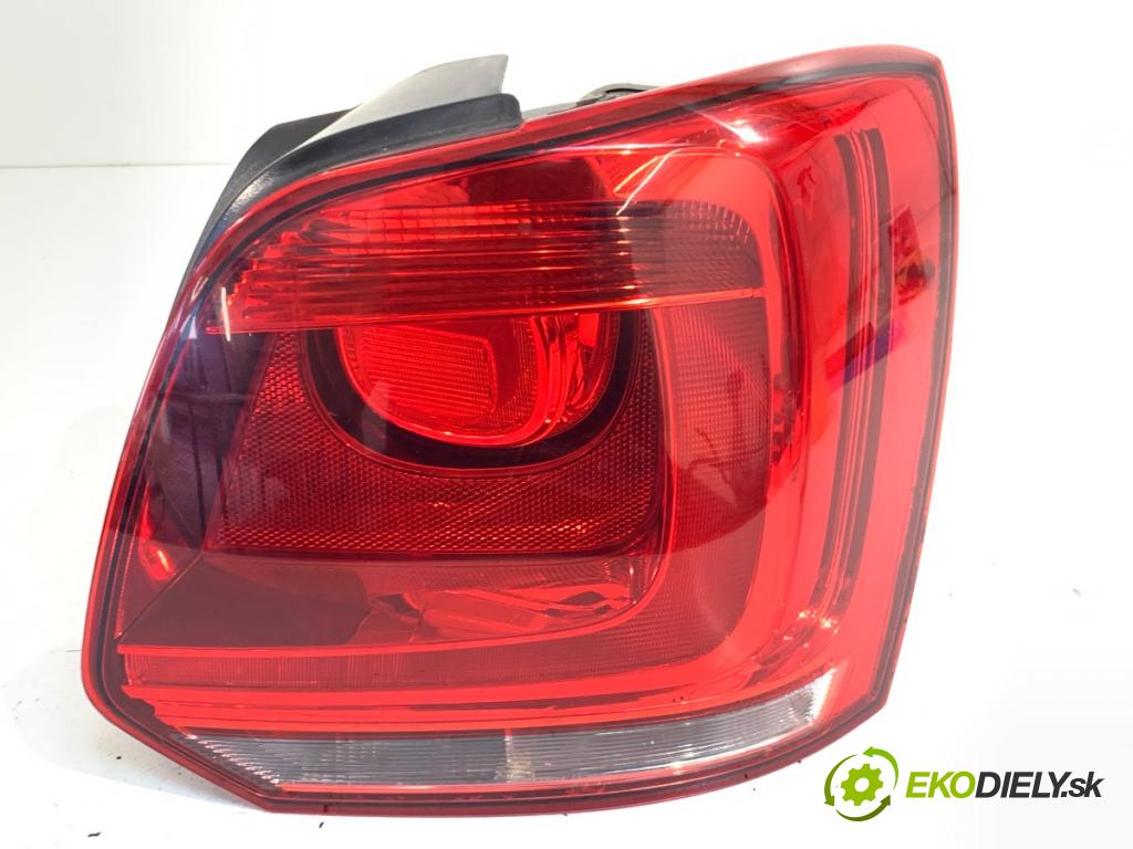 VW POLO V liftback 2011 63 kW 1.4 (6R1) 1390 Svetlo pravy zad 6R0945096N