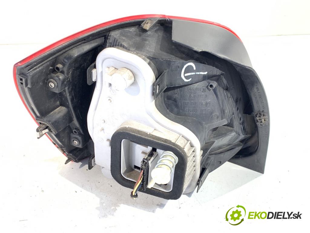 VW POLO V liftback 2011 63 kW 1.4 (6R1) 1390 Svetlo pravy zad 6R0945096N