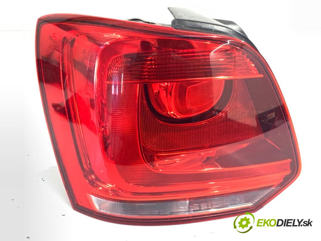 VW POLO V liftback 2011 63 kW 1.4 (6R1) 1390 Svetlo ľavy zad 6R0945095N