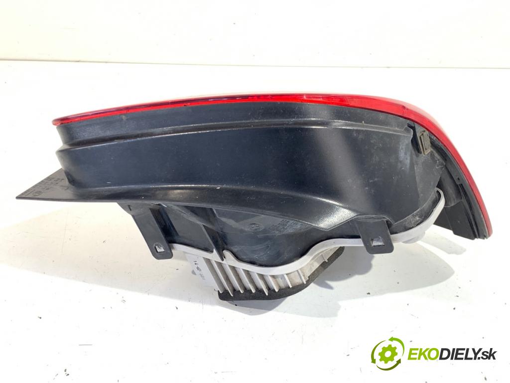VW POLO V liftback 2011 63 kW 1.4 (6R1) 1390 Svetlo ľavy zad 6R0945095N