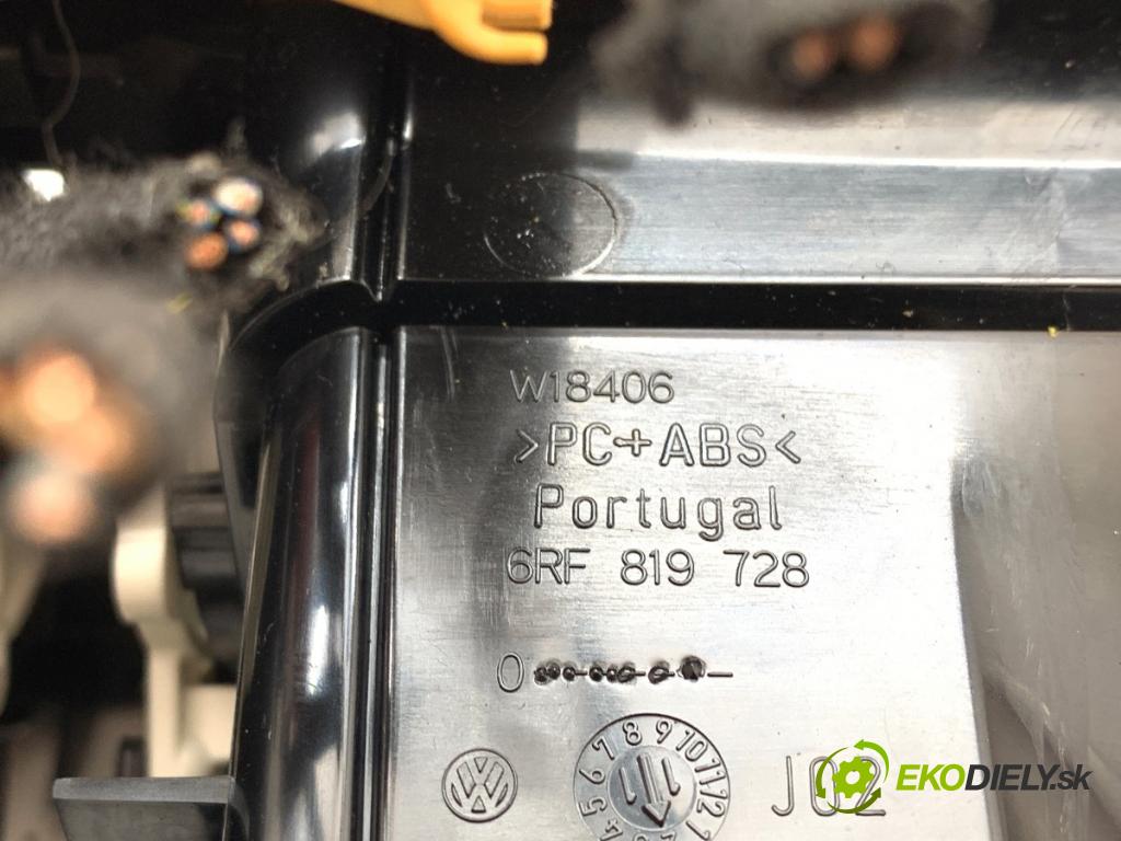 VW POLO V liftback 2011 63 kW 1.4 (6R1) 1390 Mriežky kúrenia predný 6RF819728