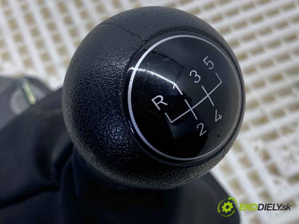 SEAT IBIZA IV liftback 2010 63 kW 1.4 1390 Kulisa 6Q0711049CG (Rýchlostná páka (kulisa))