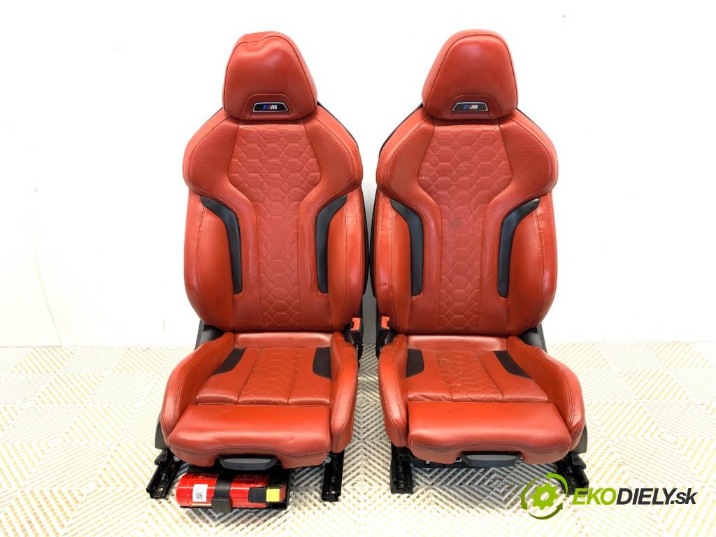 BMW G02 SUV 2022 375 kW M Competition 2993 sedadla sedačky sedadlo boční