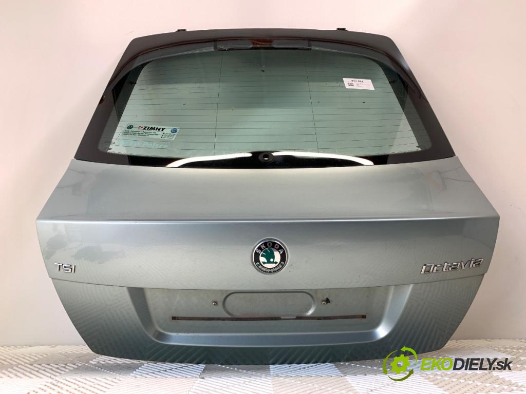 SKODA OCTAVIA II liftback 2011 90 kW 1.4 TSI 1390 kapota zadní část 9559